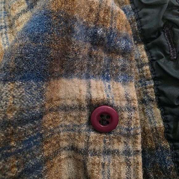 Vintage Pendleton Shirt 100% Pure Virgin Wool Plaid Made in USA youth XL - Picture 2 of 5